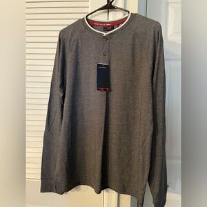 Men’s Perry Ellis Henley long sleeve shirt navy and white stripped size large